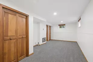 333 E Chicago Ave, Hinsdale, IL 60521 - Photo 21