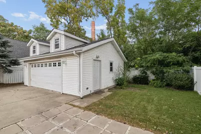 333 E Chicago Avenue, Hinsdale, IL 60521 - Photo 23