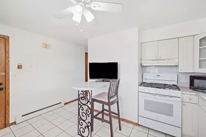 6968 W Diversey Avenue #8, Chicago, IL 60707 - Photo 7