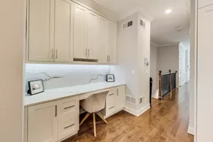 2725 N Wayne Ave, Chicago, IL 60614 - Photo 11
