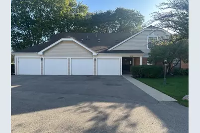 270 Kings Mill Court #A1, Schaumburg, IL 60193 - Photo 1