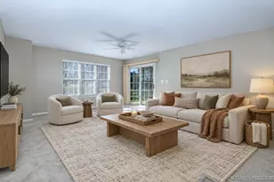 2932 Bartlett Ct, Naperville, IL 60564 - Photo 3