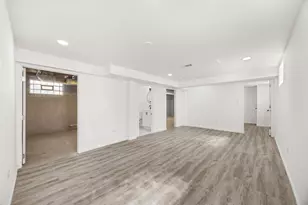 15524 Gouwens Ln, South Holland, IL 60473 - Photo 13
