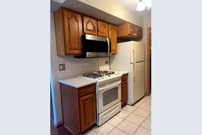 203 Emerson Court #B, Bloomingdale, IL 60108 - Photo 7