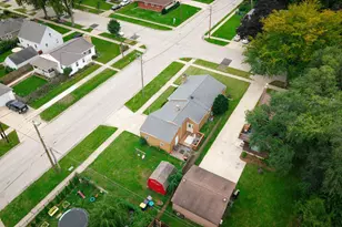 1270 Van St, Elgin, IL 60123 - Photo 27