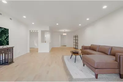 5320 N Lowell Avenue #506, Chicago, IL 60630 - Photo 5