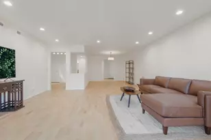5320 N Lowell Ave, Chicago, IL 60630 - Photo 5