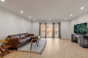 5320 N Lowell Ave, Chicago, IL 60630 - Photo 7