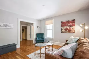 813 Hamlin St, Evanston, IL 60201 - Photo 5
