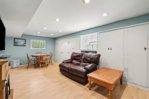 411 Cornelia St, Joliet, IL 60435 - Photo 27
