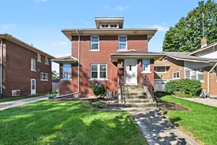 411 Cornelia St, Joliet, IL 60435 - Photo 1