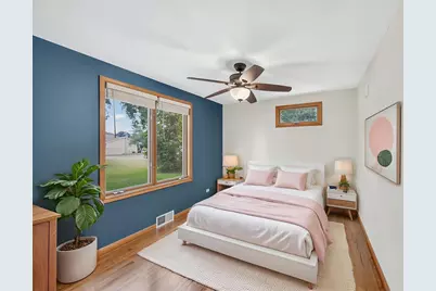 5840 S Brainard Avenue, La Grange Highlands, IL 60525 - Photo 9