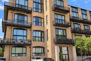 2614 N Clybourn Ave, Chicago, IL 60614 - Photo 1