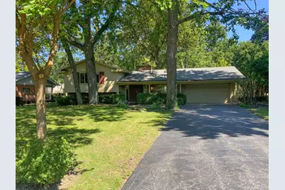 780 W Marywood Avenue, Aurora, IL 60505 - Photo 1