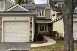 357 Kildeer Ln, Deerfield, IL 60015 - Photo 1