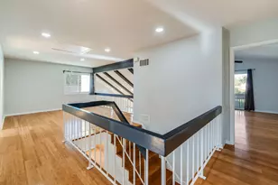 5810 Easton Ct, Hanover Park, IL 60133 - Photo 15