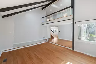 5810 Easton Ct, Hanover Park, IL 60133 - Photo 5