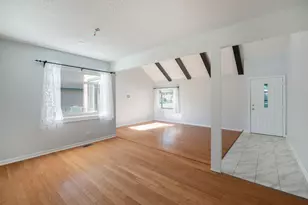 5810 Easton Ct, Hanover Park, IL 60133 - Photo 3