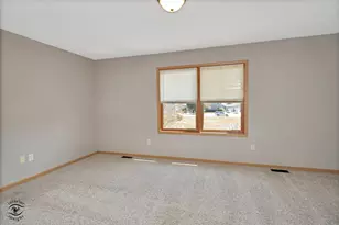 1519 Girard Ave, Bourbonnais, IL 60914 - Photo 15