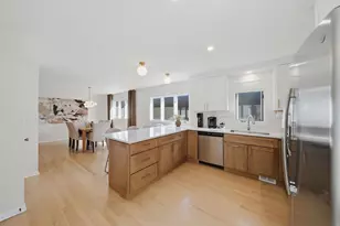 9360 Margail Ave, Des Plaines, IL 60016 - Photo 11