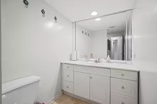 5650 N Mason Ave, Chicago, IL 60646 - Photo 15
