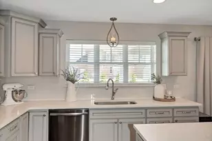 2002 Craftsman Ave, Bourbonnais, IL 60914 - Photo 9
