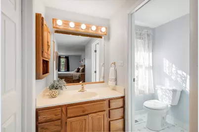1717 Victoria Road, Mundelein, IL 60060 - Photo 11
