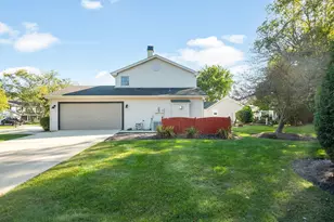1717 Victoria Rd, Mundelein, IL 60060 - Photo 17