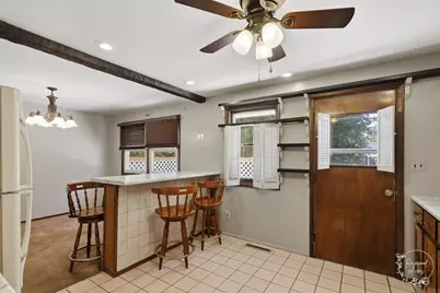 477 N Van Buren Avenue, Bradley, IL 60915 - Photo 9
