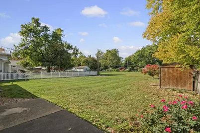 810 Longview Road, Monticello, IL 61856 - Photo 39