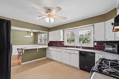 810 Longview Road, Monticello, IL 61856 - Photo 17