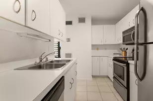 401 E Ontario St, Chicago, IL 60611 - Photo 7