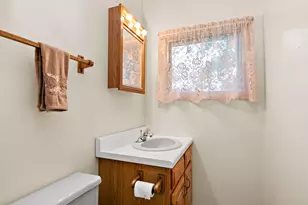 320 N Alfred Ave, Elgin, IL 60123 - Photo 15