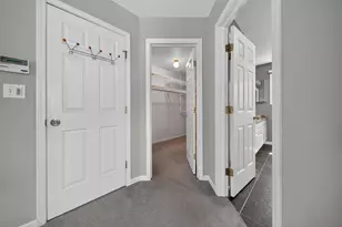 17 Chapel Hill Ct, Westmont, IL 60559 - Photo 19