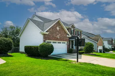 17 Chapel Hill Court, Westmont, IL 60559 - Photo 3