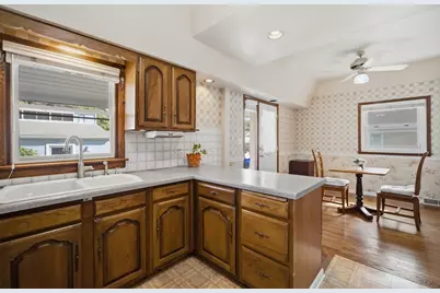 3831 N Octavia Avenue, Chicago, IL 60634 - Photo 11