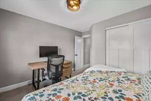1423 Walnut Hill Ave, Saint Charles, IL 60174 - Photo 23