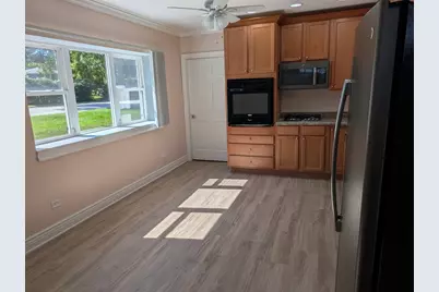 2515 E Cass Street #1A, Joliet, IL 60432 - Photo 7