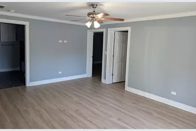 2515 E Cass Street #1A, Joliet, IL 60432 - Photo 11