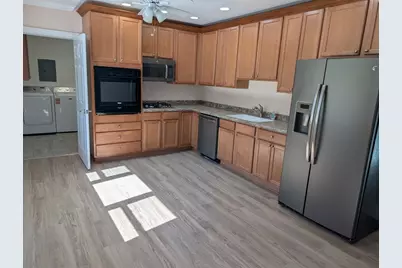 2515 E Cass Street #1A, Joliet, IL 60432 - Photo 3