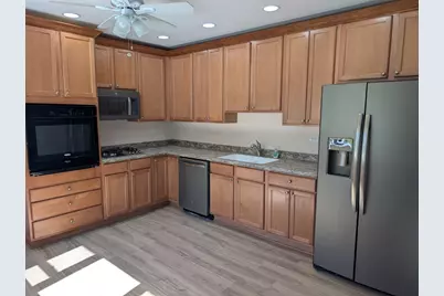 2515 E Cass Street #1A, Joliet, IL 60432 - Photo 5