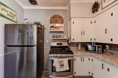 1583 East Avenue, Crete, IL 60417 - Photo 11