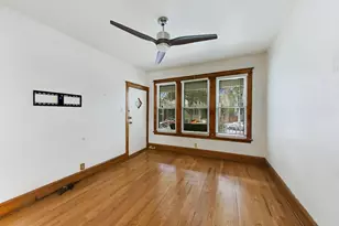 4132 N Maplewood Ave, Chicago, IL 60618 - Photo 5