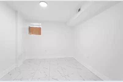 6627 S Saint Lawrence Avenue, Chicago, IL 60637 - Photo 11