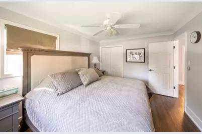 1960 Milton Avenue, Northbrook, IL 60062 - Photo 23
