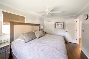 1960 Milton Ave, Northbrook, IL 60062 - Photo 23