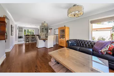 1960 Milton Avenue, Northbrook, IL 60062 - Photo 5