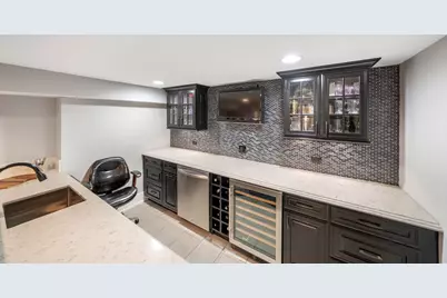 1960 Milton Avenue, Northbrook, IL 60062 - Photo 29
