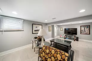 1960 Milton Ave, Northbrook, IL 60062 - Photo 33