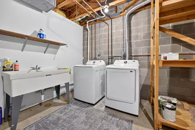 2512 Lowman Drive, Bloomington, IL 61704 - Photo 35